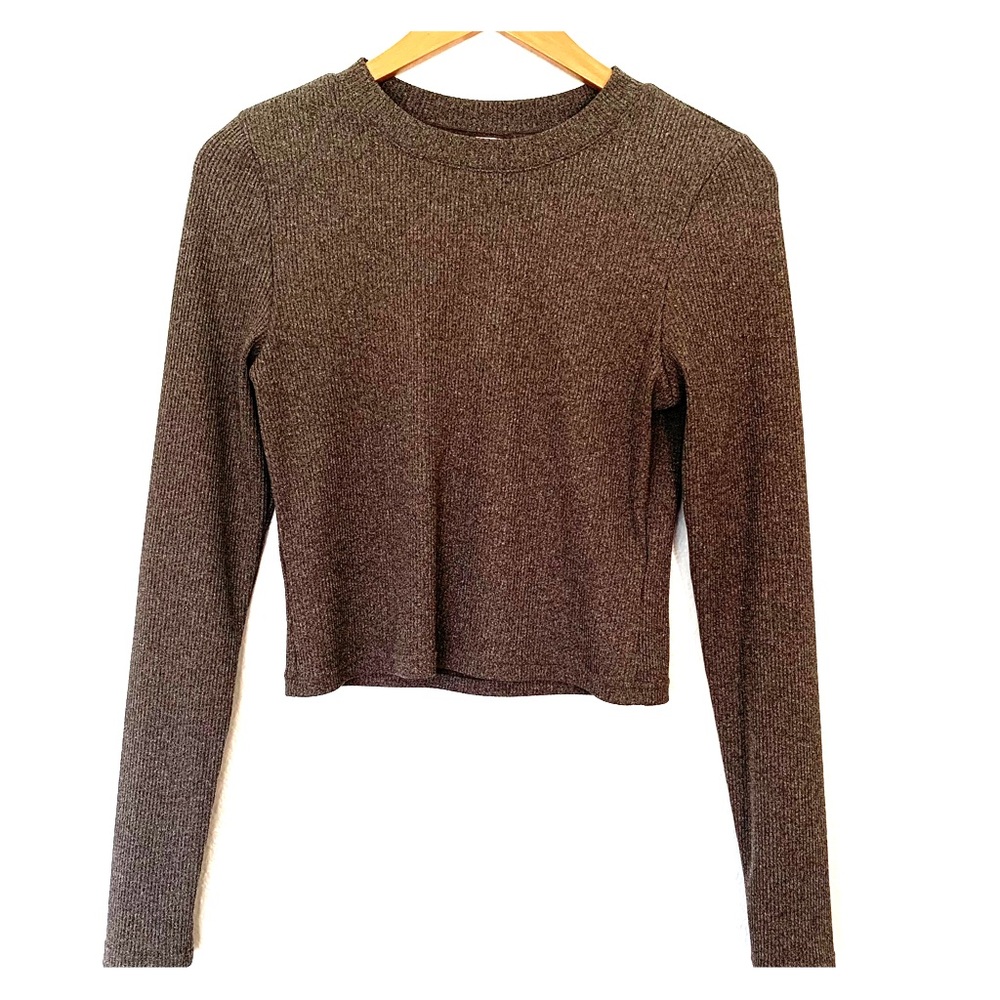 Long Sleeve Cropped Sweater